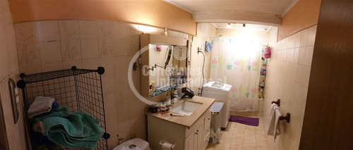 Casa Pedro Valdivia / Rodrigo Araya, 5 Dorm. 2 Baños, 2 Esta