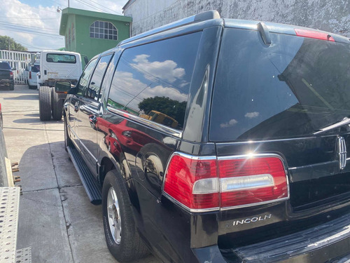 Imagen 5 de 13 de Lincoln Navigator 2009 5.4 Ultimate 4x2 Mt