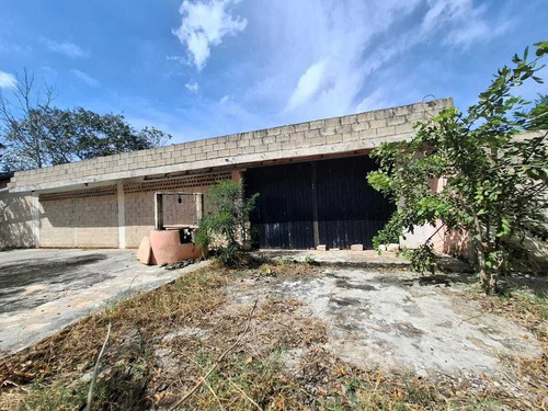 Terreno De 3200 M2 Con Construccion De 600 M2 Seye, Yucatan