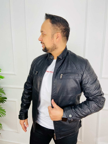 Imagem 4 de 9 de Jaqueta Masculina Couro Slim Forrada Pelinhos Krayani