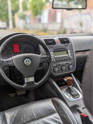 Volkswagen Vento 2.0 I Elegance Dsg