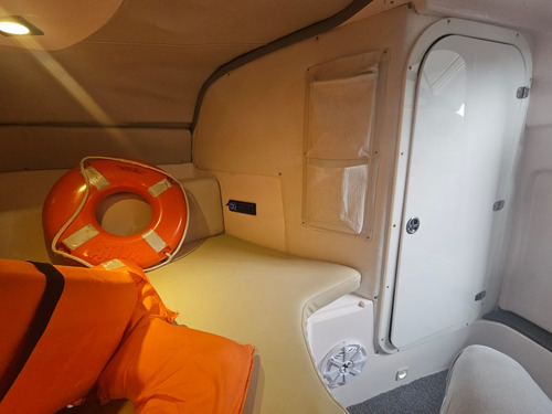 Lancha Focker 255 Ano 2010 Mercury Optimax 225hp Dfi Autolub