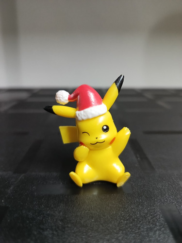 Figura Pokemon Pikachu Jazwares Edición Navidad Original 