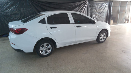 Chevrolet Onix plus 1.2