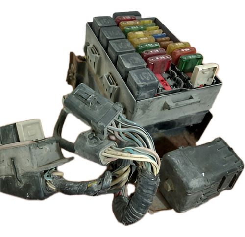 Caja De Fusibles F150-f250-f350 92-97 (Usado)