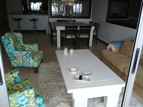 Venta De Apartamento 2 Dormitorios En Pinares, Punta Del Est