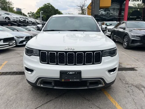 Jeep Grand Cherokee 5.7 Limited Lujo 4x4 At