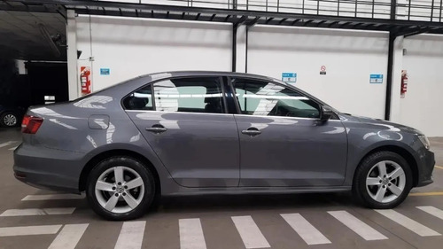 Imagen 3 de 15 de Vento Highline 1.4 Dsg 2017 Autotag Concesionario Oficial Vw