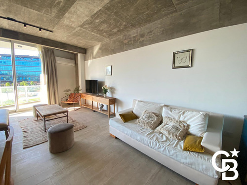 Alquiler Departamento Amoblado C/ Vista A Parque Central - Studios Work / Live