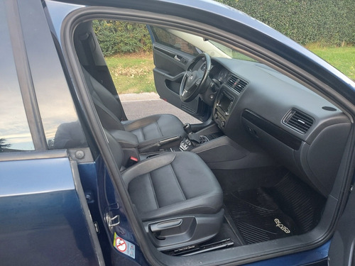 Volkswagen Vento 2.5 Luxury 170cv 2012