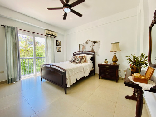 Imagen 8 de 19 de Céntrico Y Acogedor Apartamento De Venta A Pasos De Playa Cabarete!