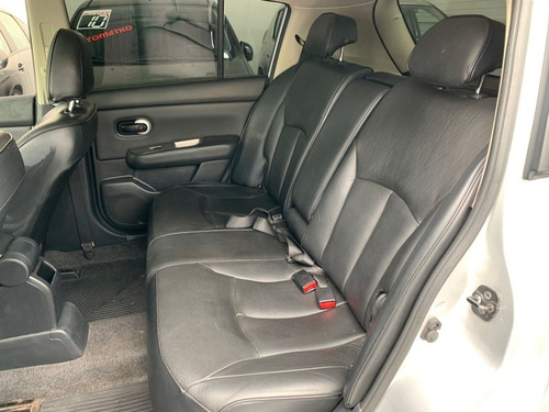 Imagem 8 de 11 de Nissan Tiida 2012 1.8 Sl Flex Aut. 5p