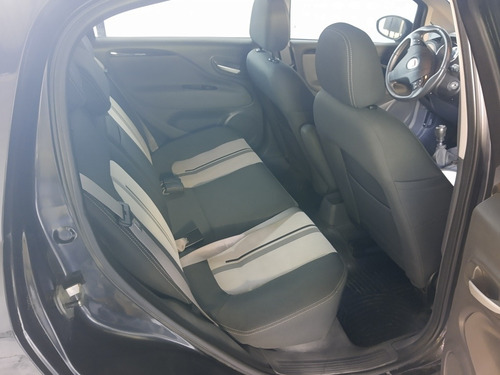 Fiat Punto 1.6 Essence 2014
