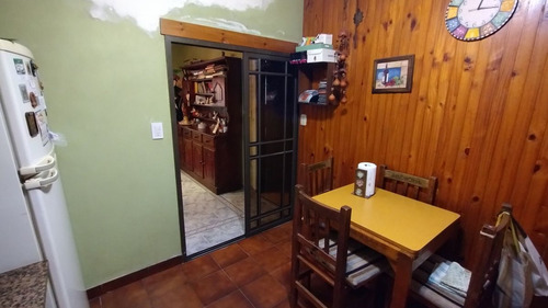 Casa 5 Amb En Venta En Villa Madero Con Pileta