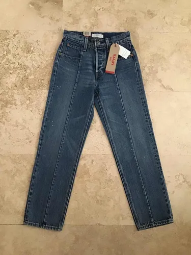 Jeans De Mezclilla Azul De Cintura Alta Y Corte Recto Para Mujer