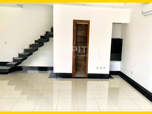 Local Comercial En Alquiler - En Edificio Exclusivo