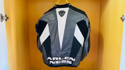 Arlen hotsell ness jaqueta