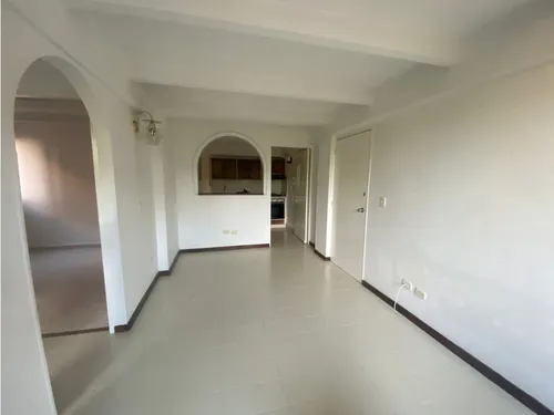 Venta Apartamento Para Inversión Parte Baja Los Bernal, Medellin