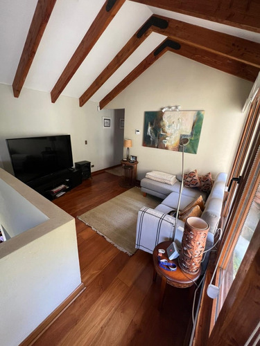 Casa Familiar Remodelada En El Arrayán Con Quincho Y Piscina