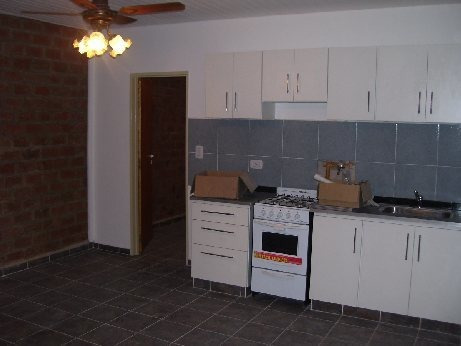 Imagen 1 de 10 de Departamento Tipo Casa En Alquiler En Lanus Oeste