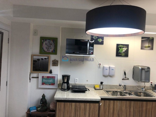 Apartamento No Brooklin Seminovo Com 01 Dormitório E 01 Vaga, Próximo Ao Metrô - Bi24525