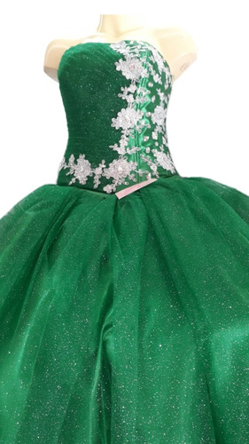 Vestido Con Capa Para Reina De Las Fiestas Patrias