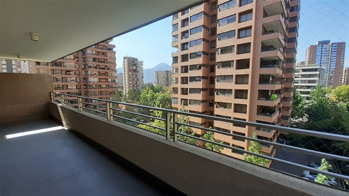 Departamento En Arriendo De 3 Dorm. En Las Condes