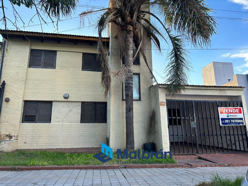 Casa En  Venta En Parque Vélez Sarsfield