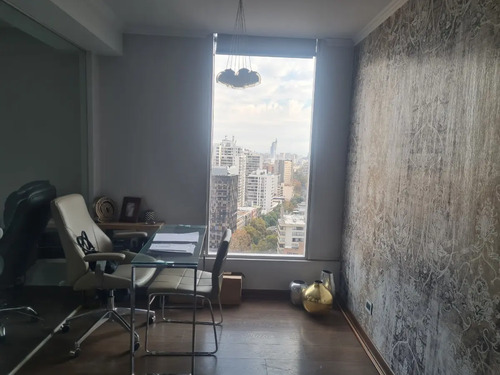 Vendo Espectacular  Oficina Equipada, A Puertas Cerradas !!!