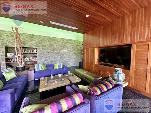 Venta De Casa En El Fracc. Parque, Sumiya, Jiutepec, Morelosclave 5213