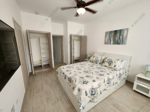 Apartamento Amueblado En Punta Cana, Los Corales, 2 Habitaciones, Cerca De La Playa