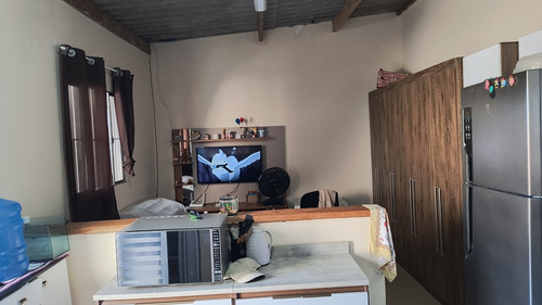 Vendo Esse Terreno 10x20 Com Uma Casinha Simples No Fundo