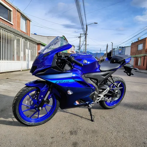 Yamaha R15 V4 Azul 2024