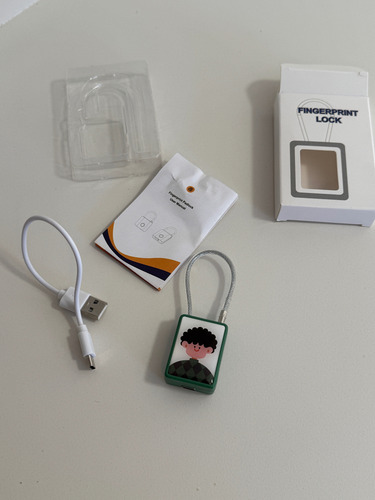 Candado Con Lector De Huella Digital Recargable Apto Niños Rojo