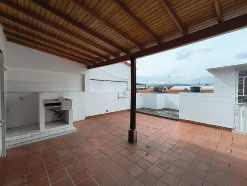 Casa En Venta En Ceiba Ii. Cod V30776