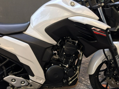 Imagen 4 de 19 de Yamaha Fz 25