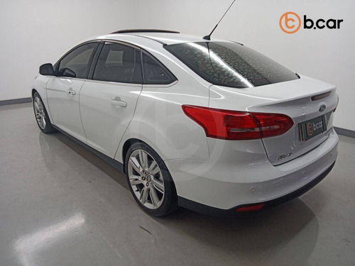 Imagem 3 de 13 de Ford Focus 2.0 Titanium Fastback 16v Flex 4p Powershift