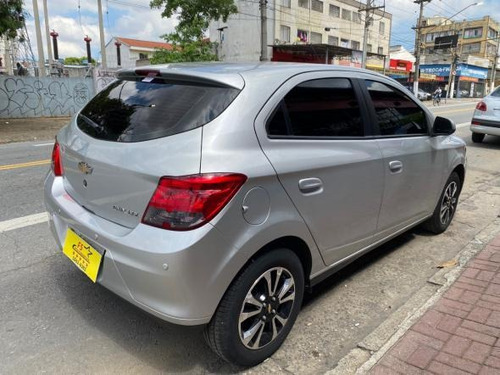 Imagem 4 de 13 de Onix Hatch Ltz 1.4 Completo+abs+rodas