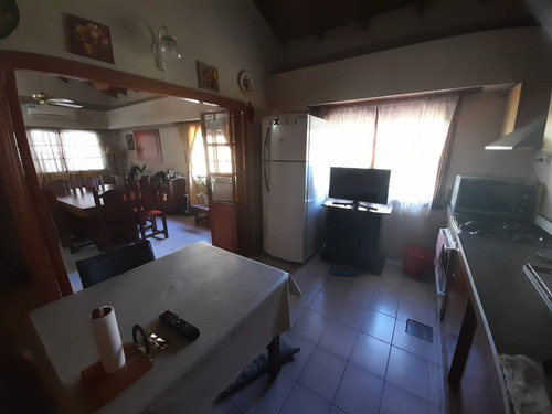 Chalet En Venta En Ezpeleta Este