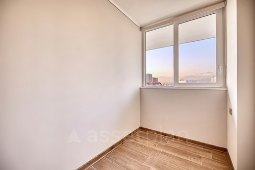 Edificio Lofty Vista Oriente Piso 4