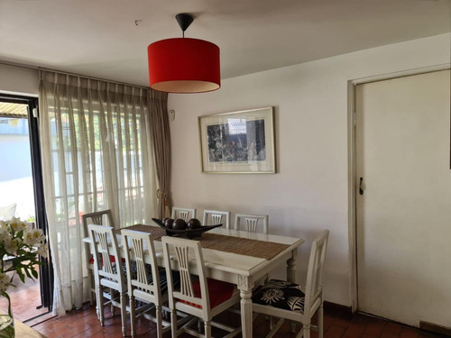 Encantadora Casa En La Reina A Pasos Metro Principe De Gales