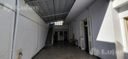 Imagen 9 de 15 de Casa 4 Amb Mataderos Con Patio Y Terraza