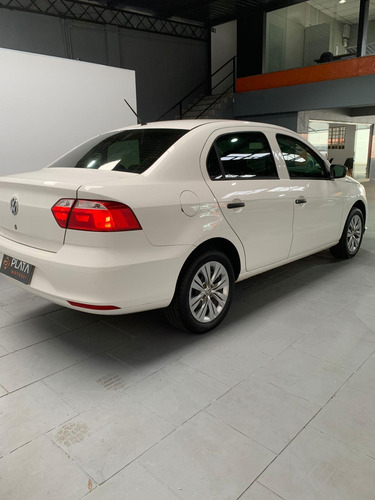Volkswagen Voyage 1.0 12V MPI TOTALFLEX 4P MANUAL