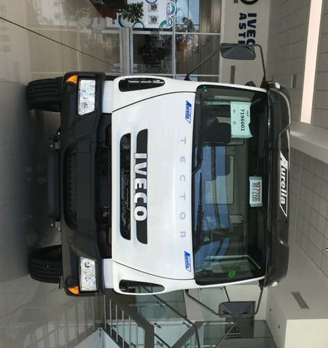 Imagen 6 de 14 de Iveco Tector Attack 260e30 Doble Diferencial 6x4 0 Km