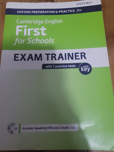 First For Schools Exam Trainer En Excelente Estado.