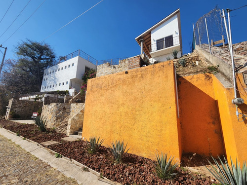 Venta Casa Ciruela I En Una De Las Zonas Más Altas Con 4 Habitaciones Y Baño Principal. Alberca Climatizada Con Jardín Enorme En Vistas Ponorámicas En Fracc Rancho San Diego Ixtapan De La Sal