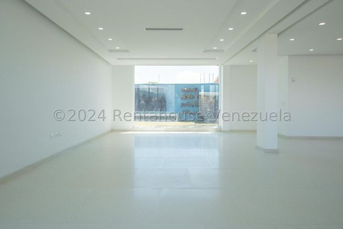 Casa En Venta En Cumbres De Curumo Mls #24-26309