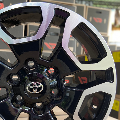 Roda Hilux Aro 18 Furação 6×139.7 Toyota (unidade) Cor Diamantada Preta