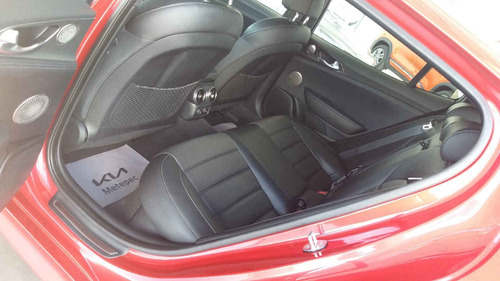 Imagen 10 de 15 de Kia Stinger 2019 4p Gt, 3.30t, Biturbo, Ta, 8, Volante D