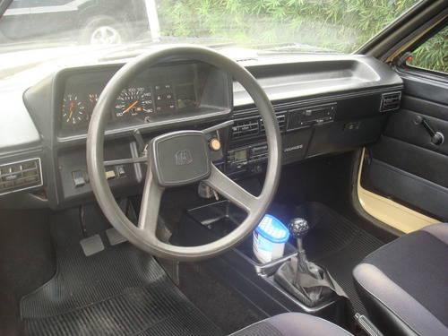 Imagem 8 de 12 de Volkisvagen Voyage Ls 1.6 Alcool